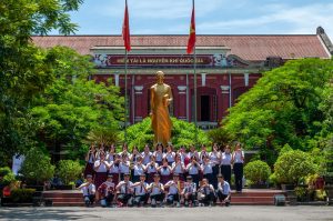 Trường Quốc Học Huế với kiến trúc Pháp cổ đặc trưng